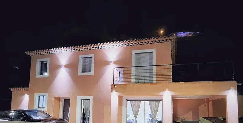 eclairage-electrique-exterieur-villa-Saint-Martin-Var